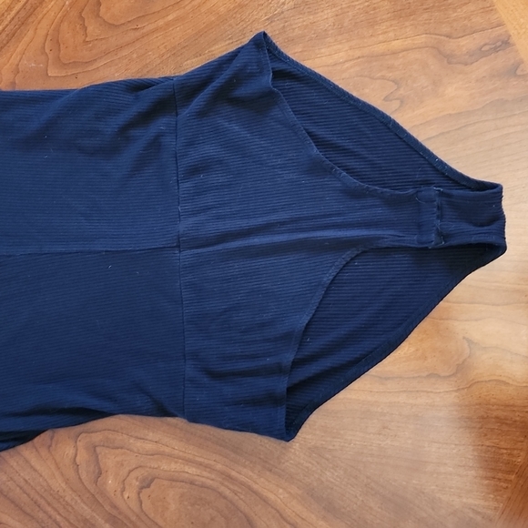 FOREVER21 black bodysuit - Picture 3 of 10